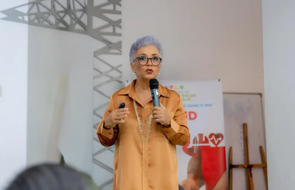 Doctora, pediatra, puericultora, josefina, luna, salud infantil, educación para la salud, bienestar familiar, conciliación familiar y laboral, prevención de violencia, atención a la primera infancia, protección infantil, crianza consciente, educacion sexual